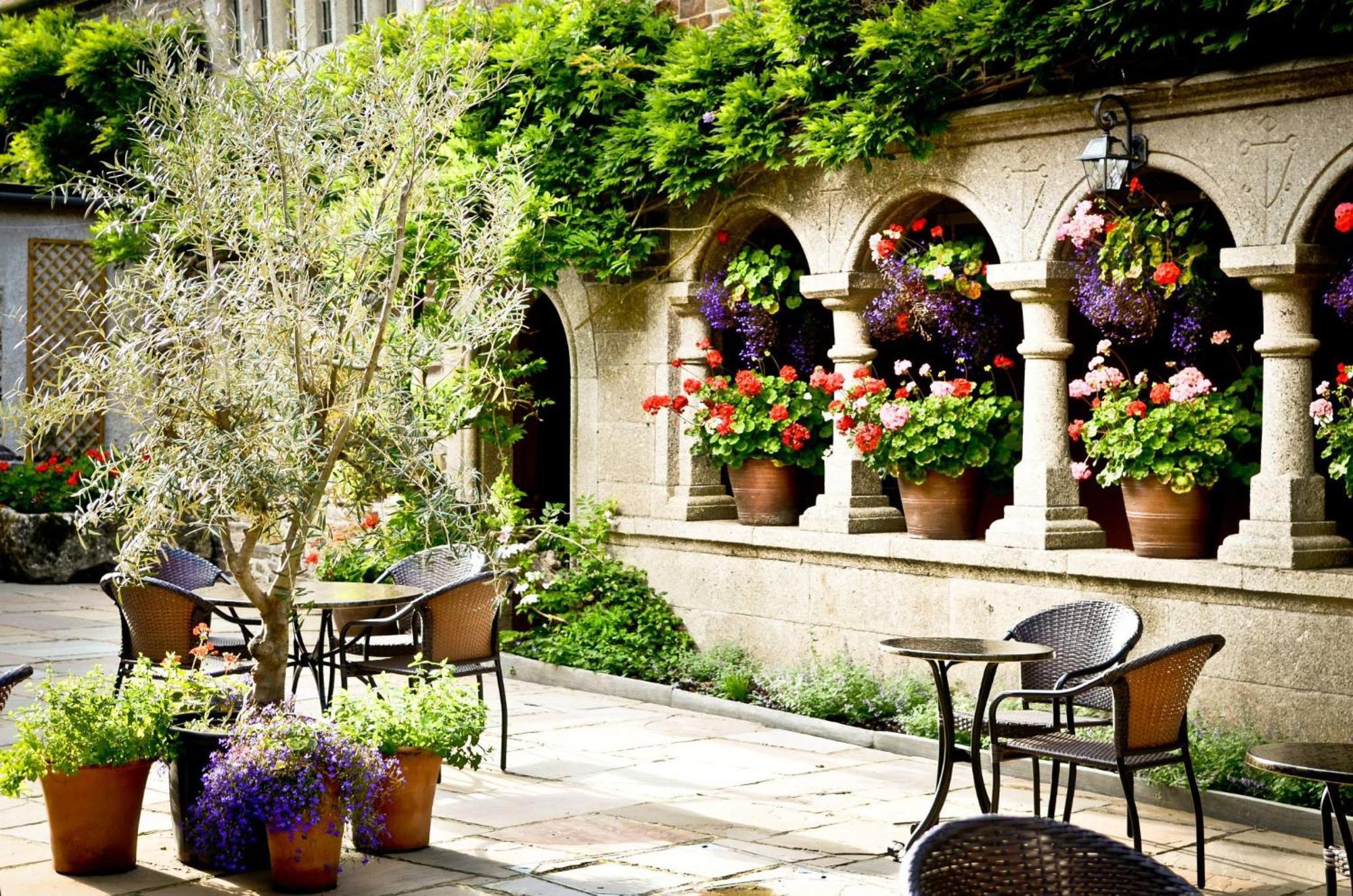 فندق Lewtrenchard Manor المظهر الخارجي الصورة